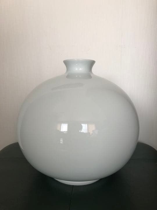 白磁丸型　壺　人間国宝　井上萬二作