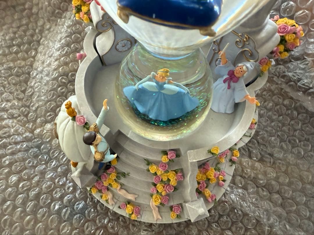 ディズニー シンデレラ スノーグローブ