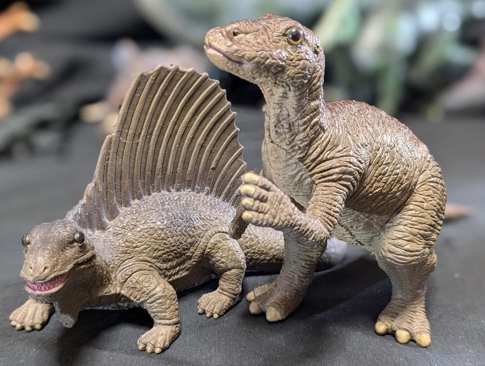 昭和レトロ恐竜（ツクダホビー）ソフビフィギュア9体セット＋2