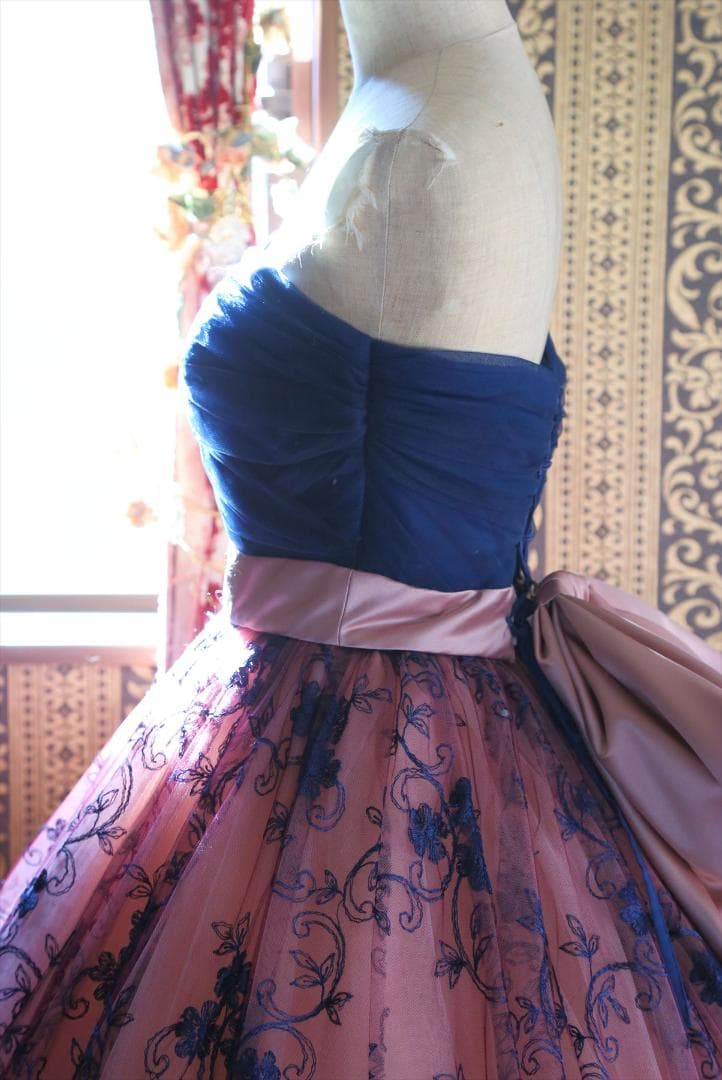 569グレースコンチネンタル高級ウエディングドレス7号9号11号紺カラードレス