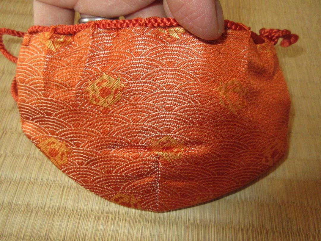 送料込【逢絢亭・新品】茶道具 老松仕覆 波に鱗鶴緞子 表