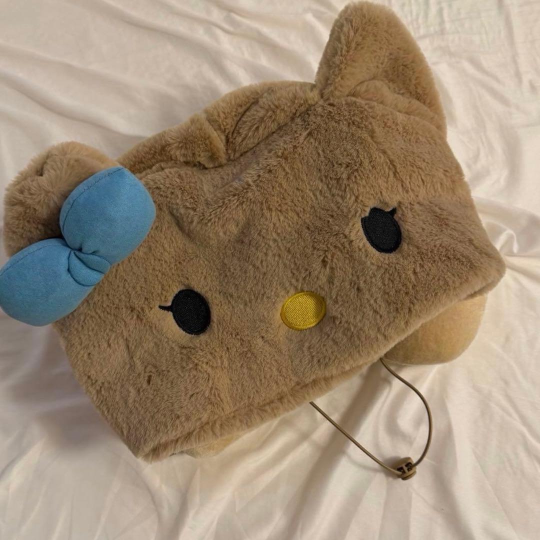 即日発送】新品 日焼けキティ ネックピロー 海外旅行 トラベル 日本未