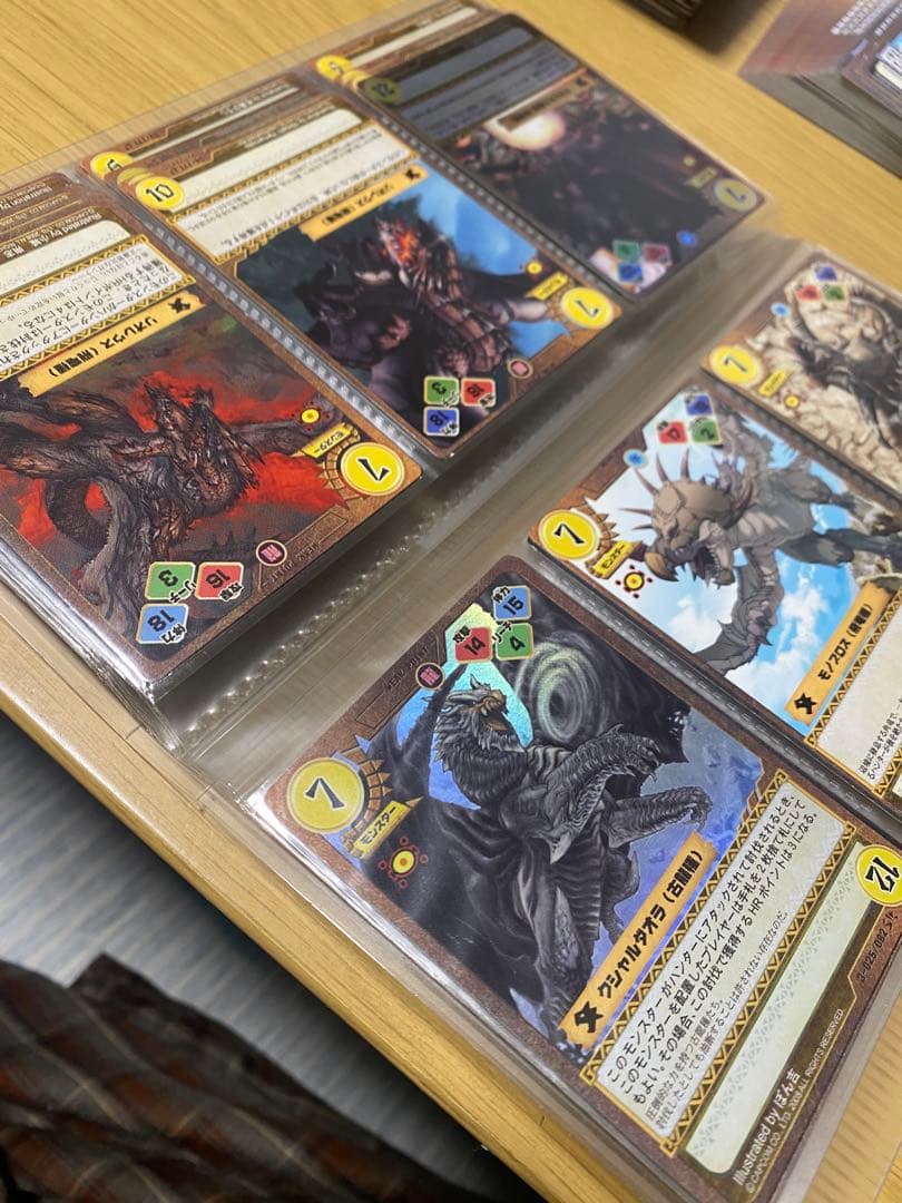 モンスターハンター　トレーディングカード　セット　700枚