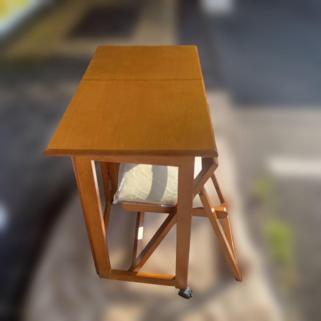 新たに傷入りました！CD 折りたたみデスク&チェア 収納付き キャスター