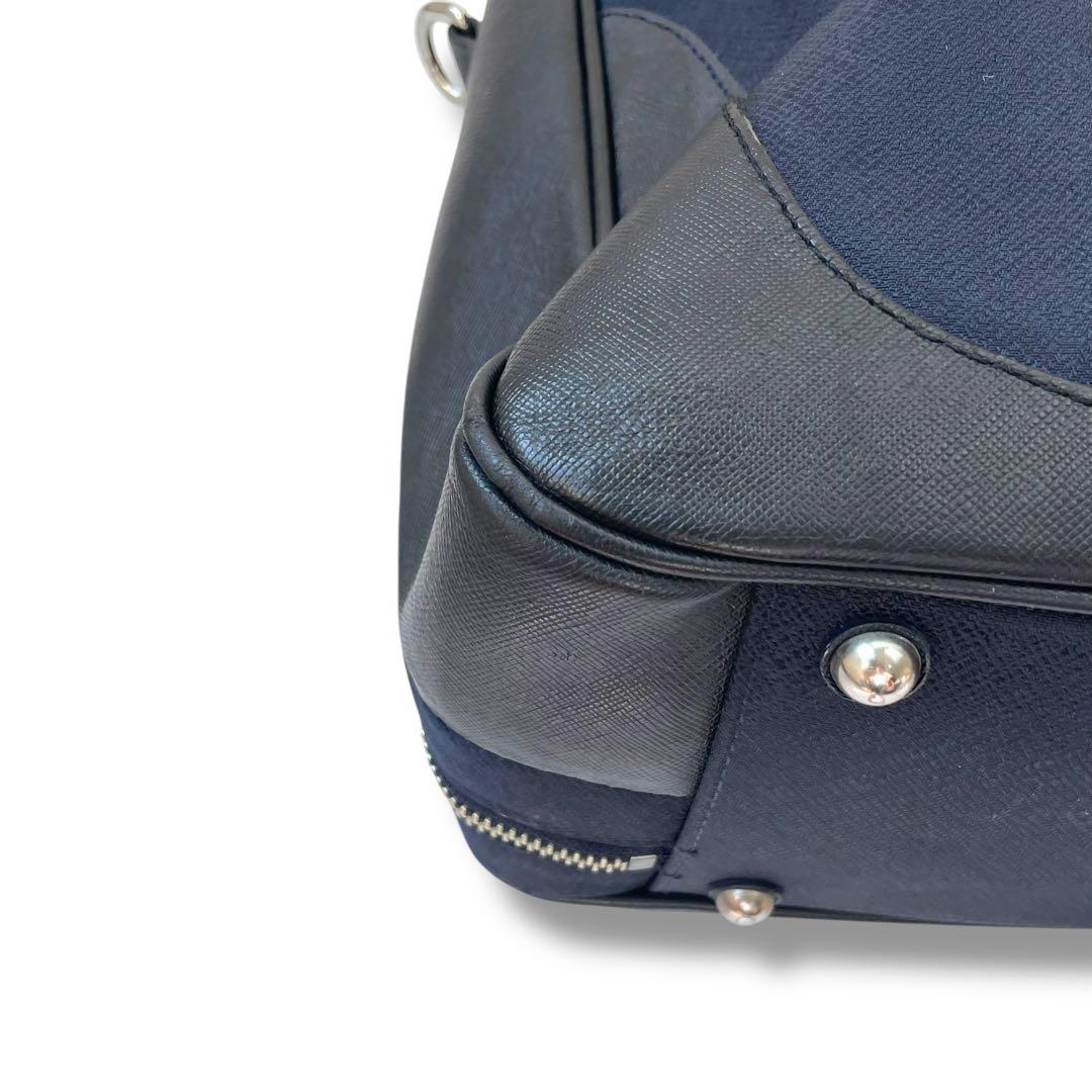 【レア】ペッレモルビダ　ビジネスバッグ　2way レザー　A4 ネイビー