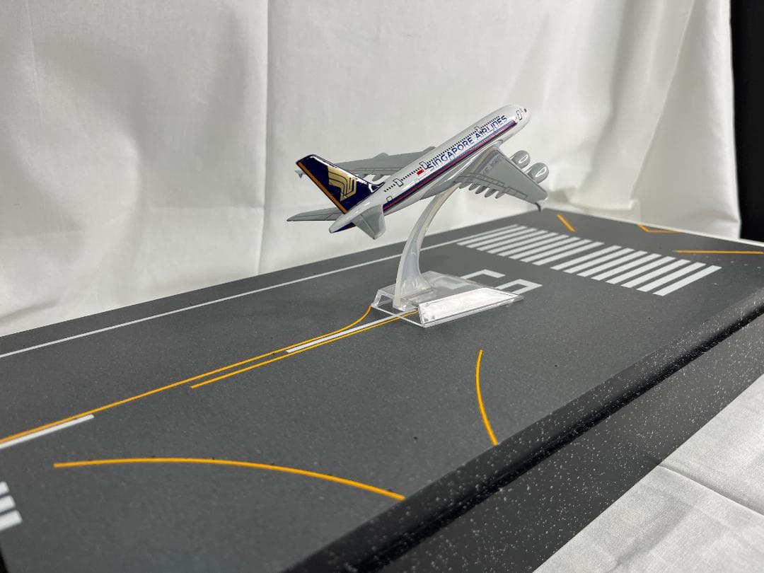 Delta Groove Roteiro1288 羽田空港滑走路再現 1/400 - メルカリ