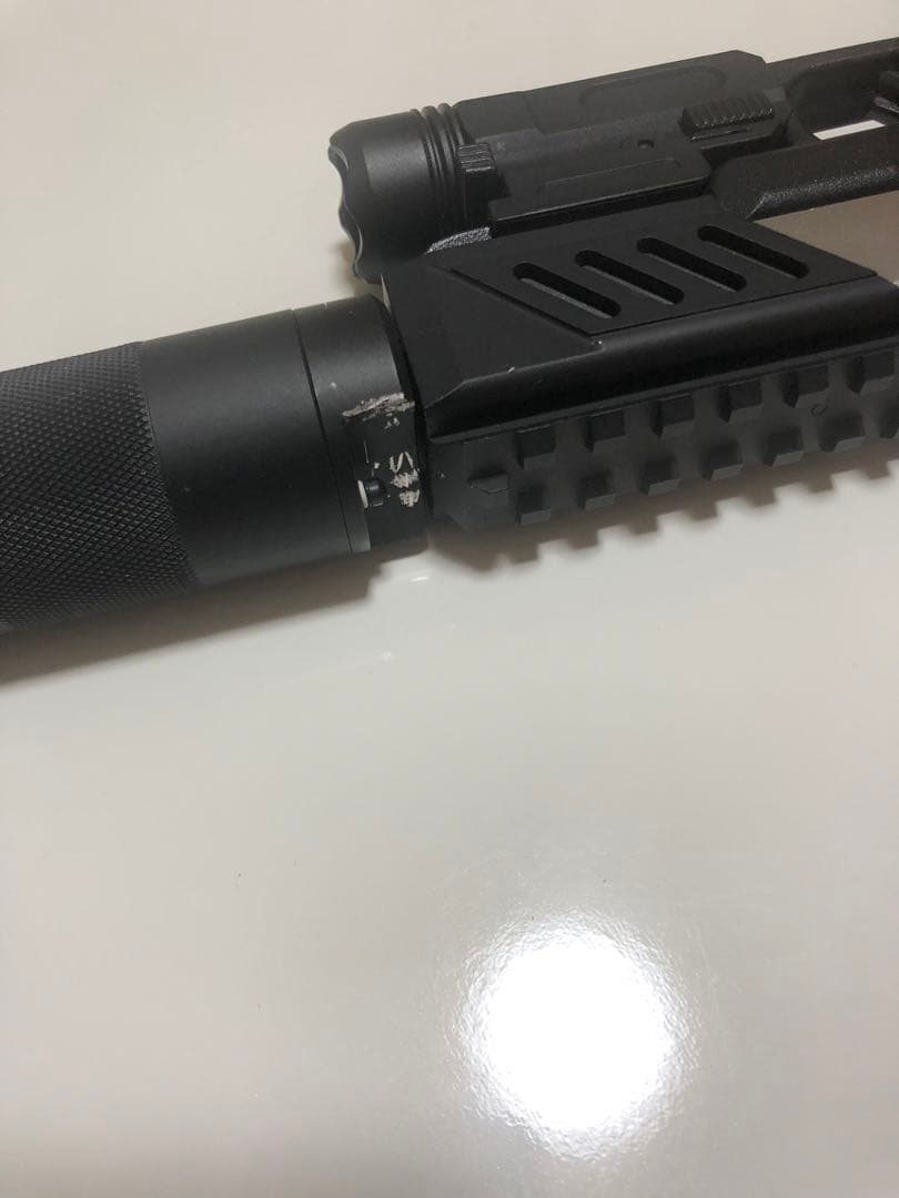 サプレッサー付き電動ガン