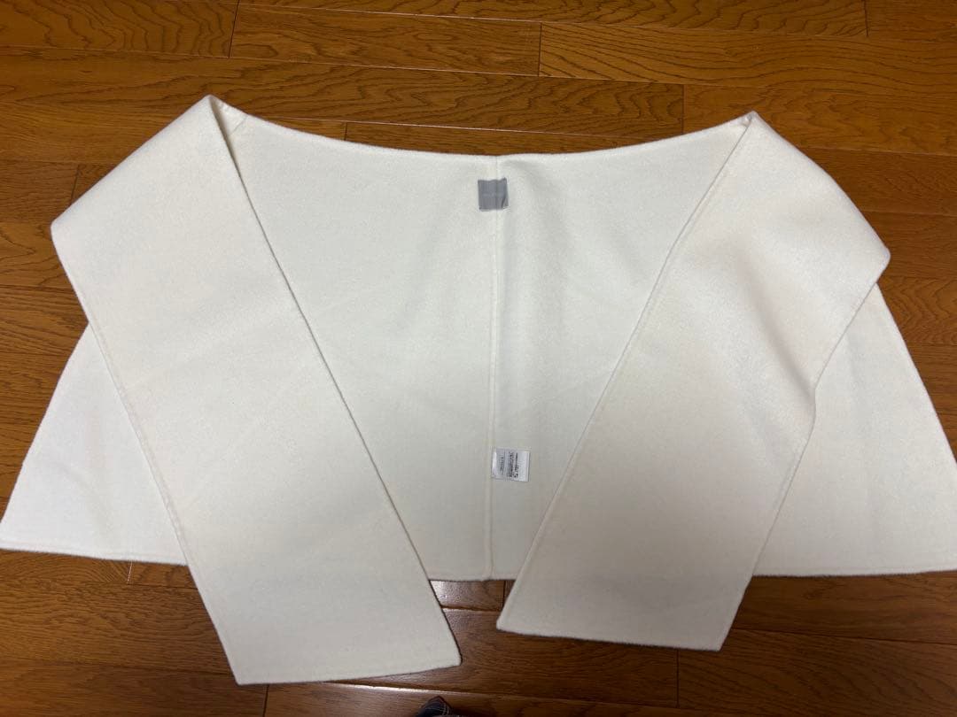 完売品 デコルテアクセサリー ストール - メルカリ