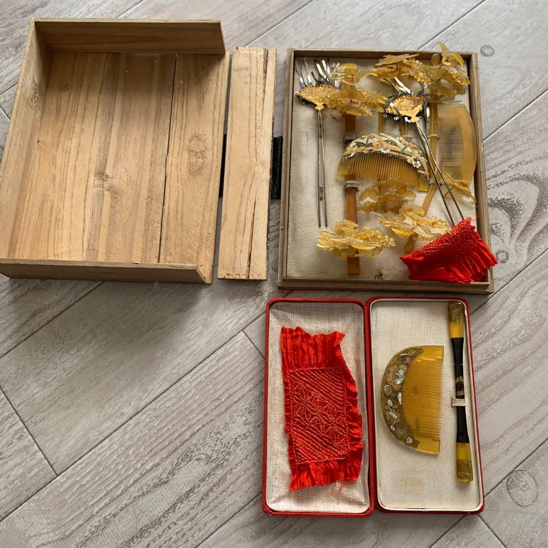 AKa4070時代簪櫛セット木箱付