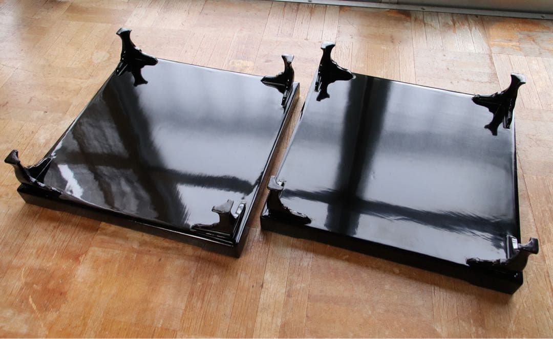 木製　黒塗　四方膳　二客　脚付　四君子　金蒔絵　茶懐石