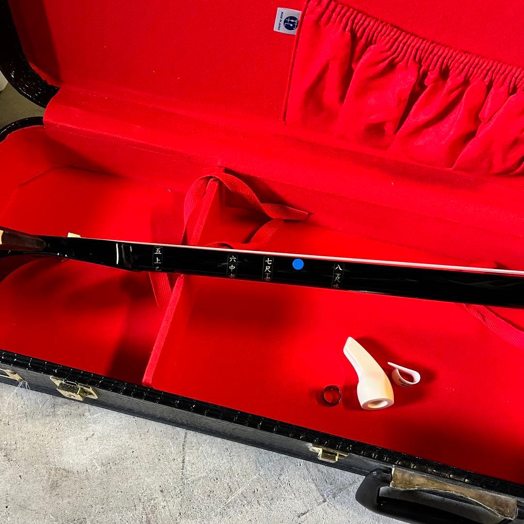 【美品】沖縄 三線 本蛇革 強化張り 黒塗り棹 蛇皮 ハードケース 爪 守礼印