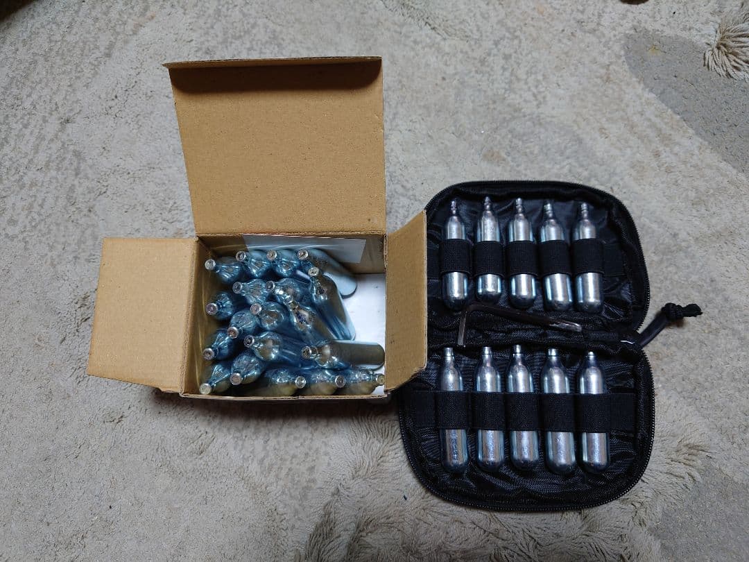 CQP M45 ＣＯ２ガスガン ブラック マガジン2個 替えボンベ付き