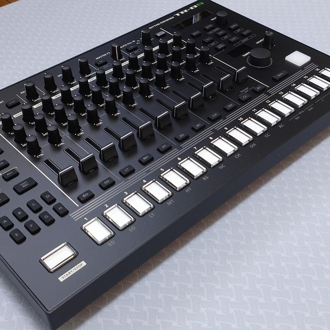 【美品】Roland ローランド TR-8S リズムパフォーマー