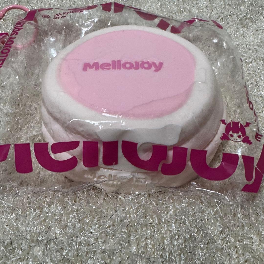 Mellojoy 贅沢スフレ ストロベリー