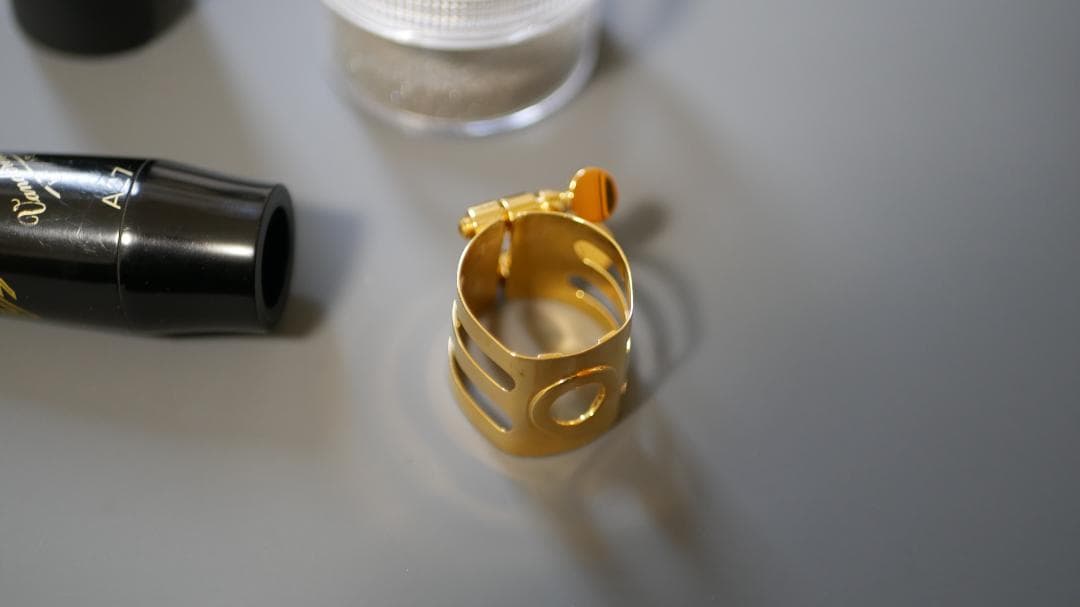 アルトサックス用マウスピース　ヴァンドレンV5【A27】と石森リガチャーセット