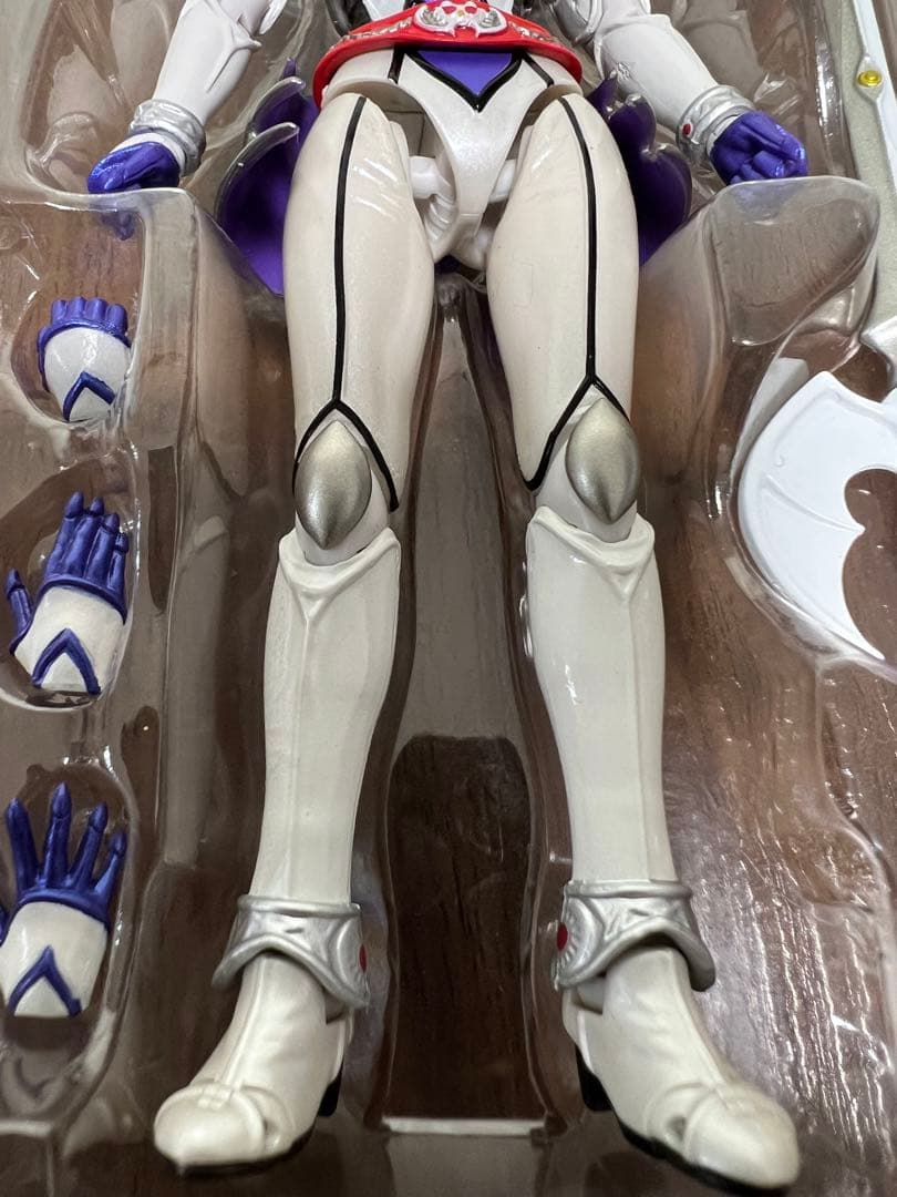 S.H.Figuarts 仮面ライダーキバーラ S.H.Figuarts 仮面ライダー