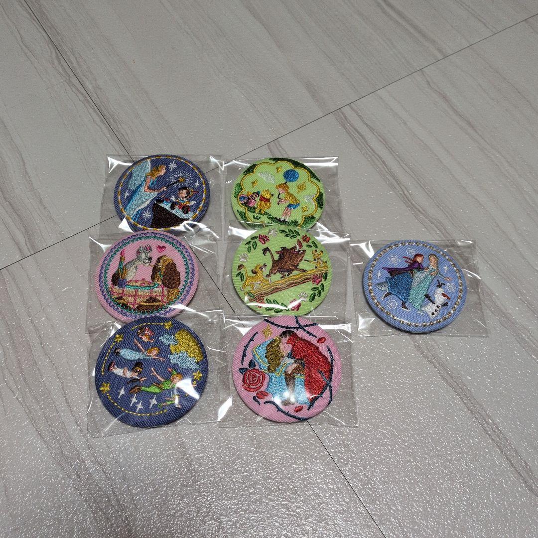 ディズニー刺繍缶バッジ セット売り - メルカリ