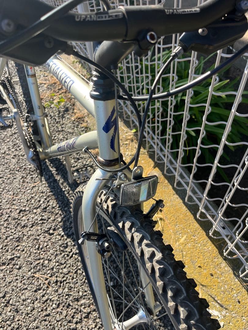 Specialized hardrock OLDMTBマウンテンバイクシルバー