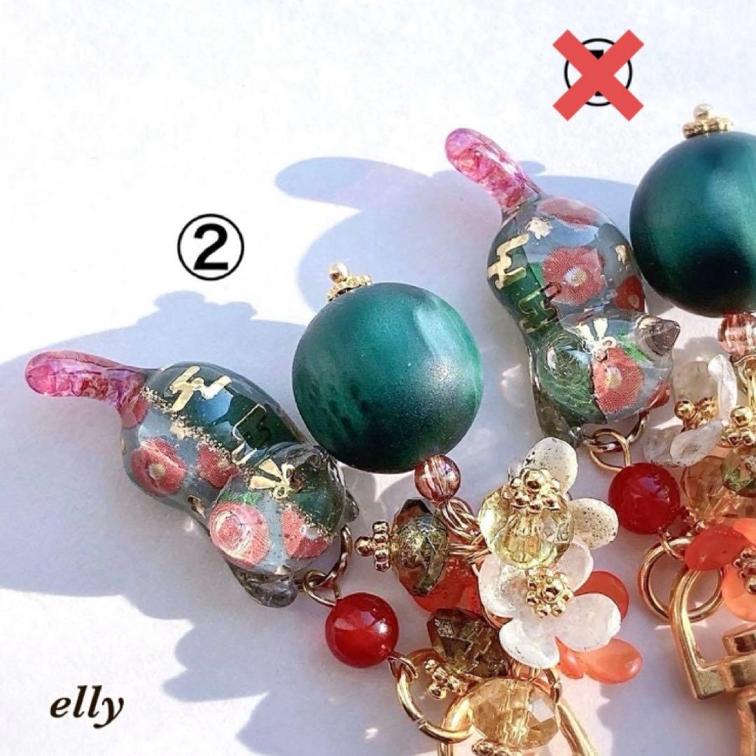 【ゼロ様】1628.天然石　ローズクォーツ　菊　和柄　じゃれ猫　レジン　チャーム