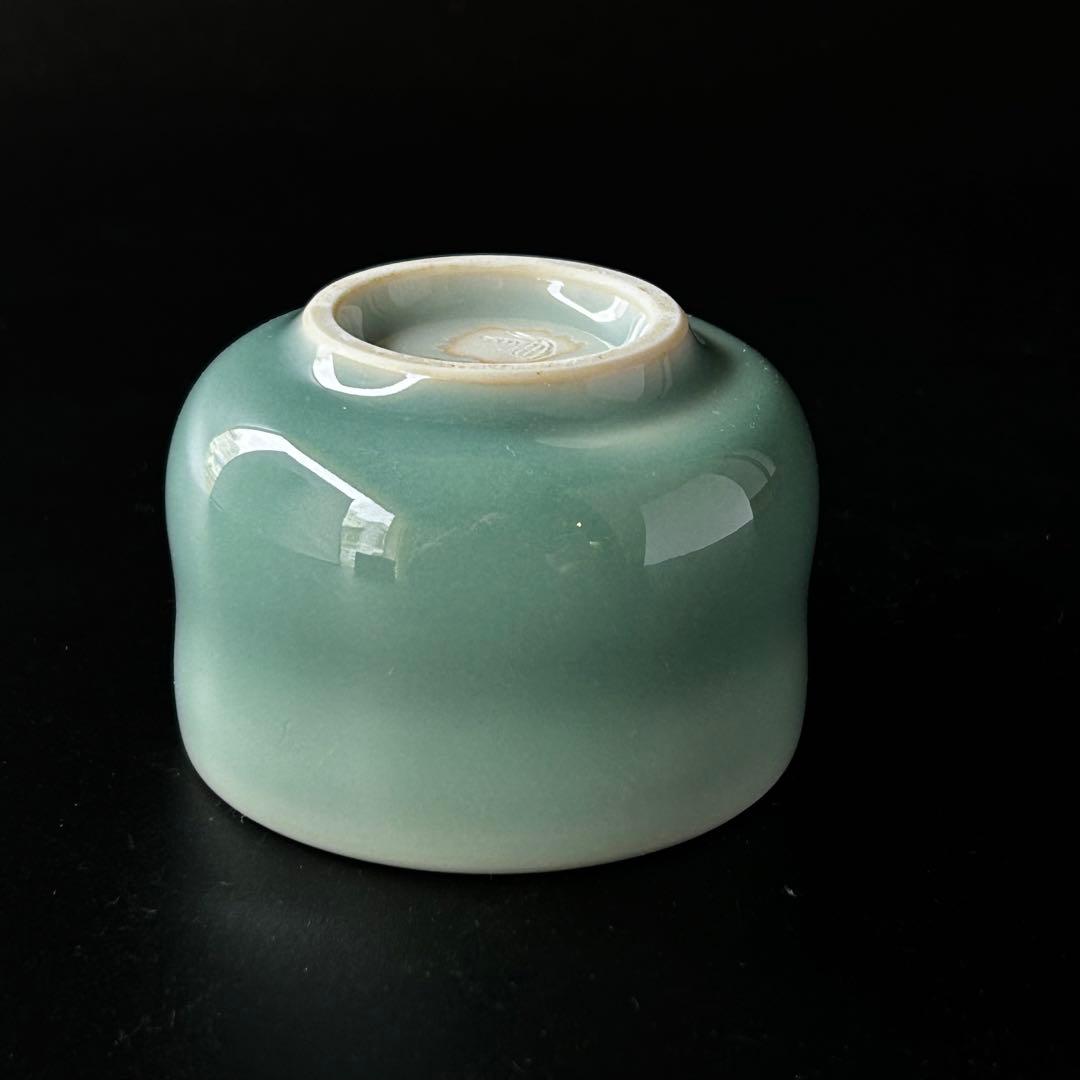 青磁 ぐい呑み 加藤実 共箱 京焼 陶芸 二代加藤渓山 青い壷 現代陶芸