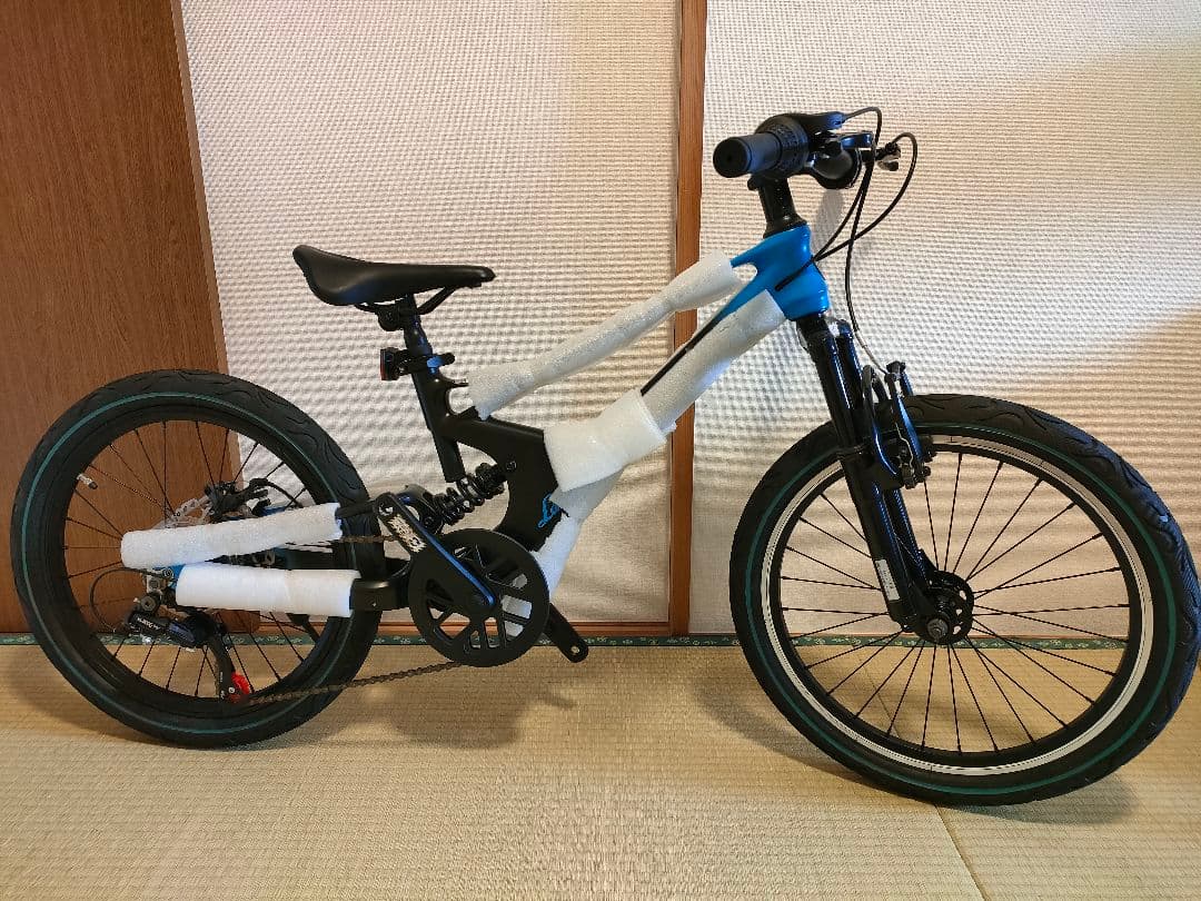 Lamborghini 子供用自転車 20インチ フルサスペンション