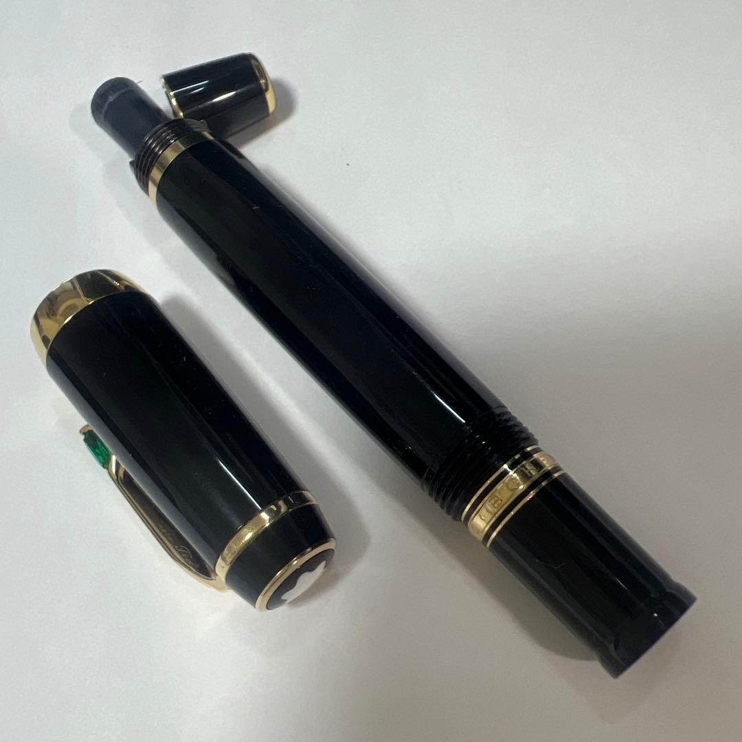 モンブランボエム万年筆グリーンとペンケース ボエム ブラック/レッド1