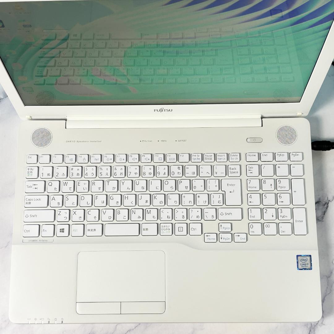 Corei7・16GB・SSD・DVDマルチ・Win11・ホワイトノートパソコン