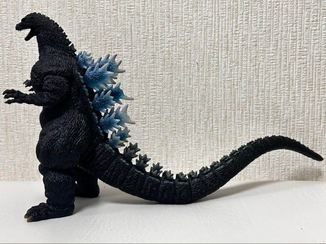 ムービーモンスターシリーズ 極 ゴジラ (1989) 大阪進撃発光カラーver.