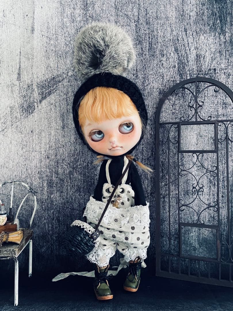 カスタム アイシードール 白肌 デザインモヘアウィッグ アウトフィット