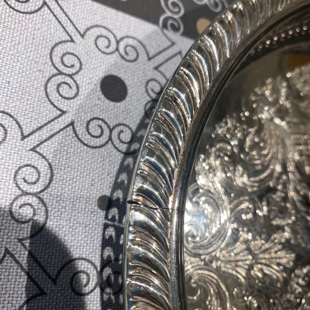 英国ヴィンテージ銀メッキ 楕円形トレー 彫刻模様