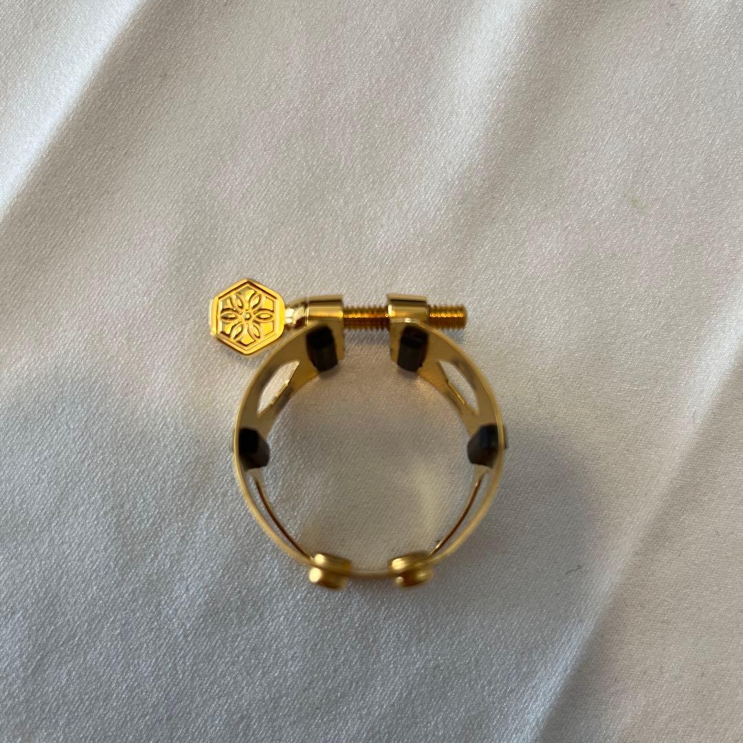 Yany SIXS アルトサックス　リガチャー