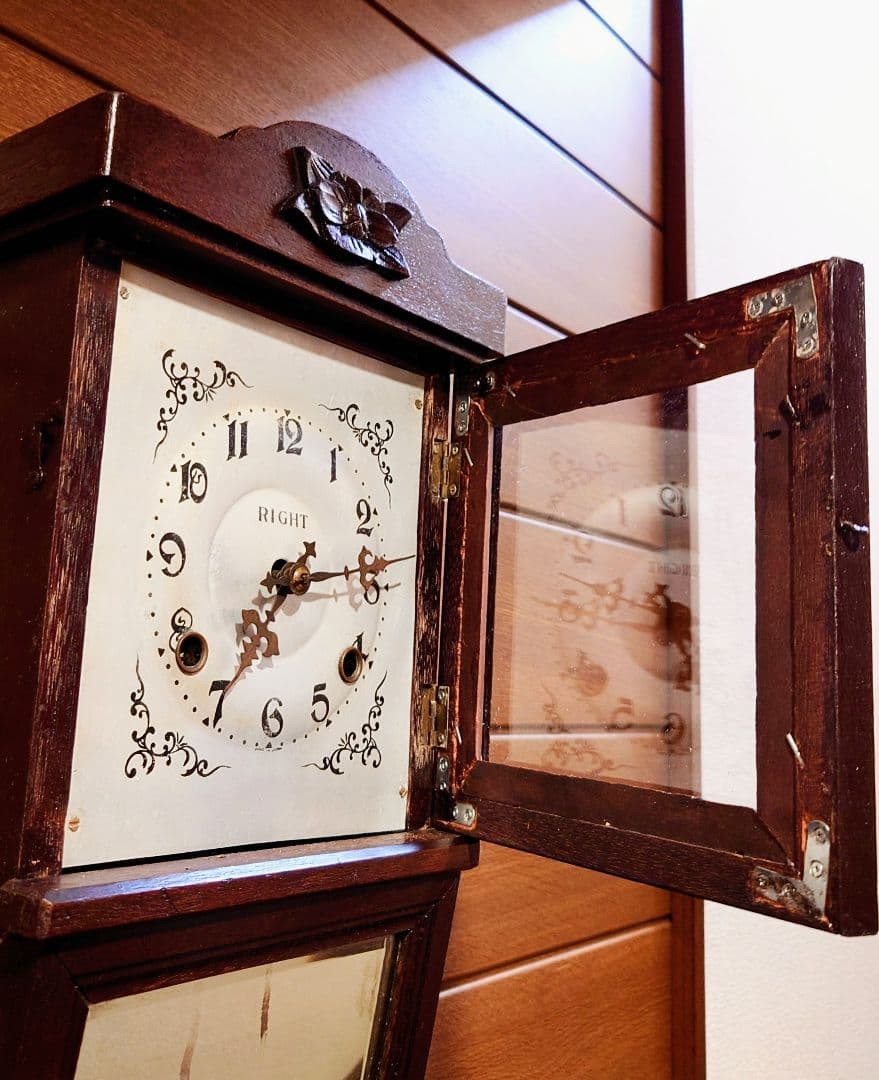 〈完動美品〉珍品　英工舎LIGHT印　鏡付き傾斜型ゼンマイ振り子掛け時計　古時計