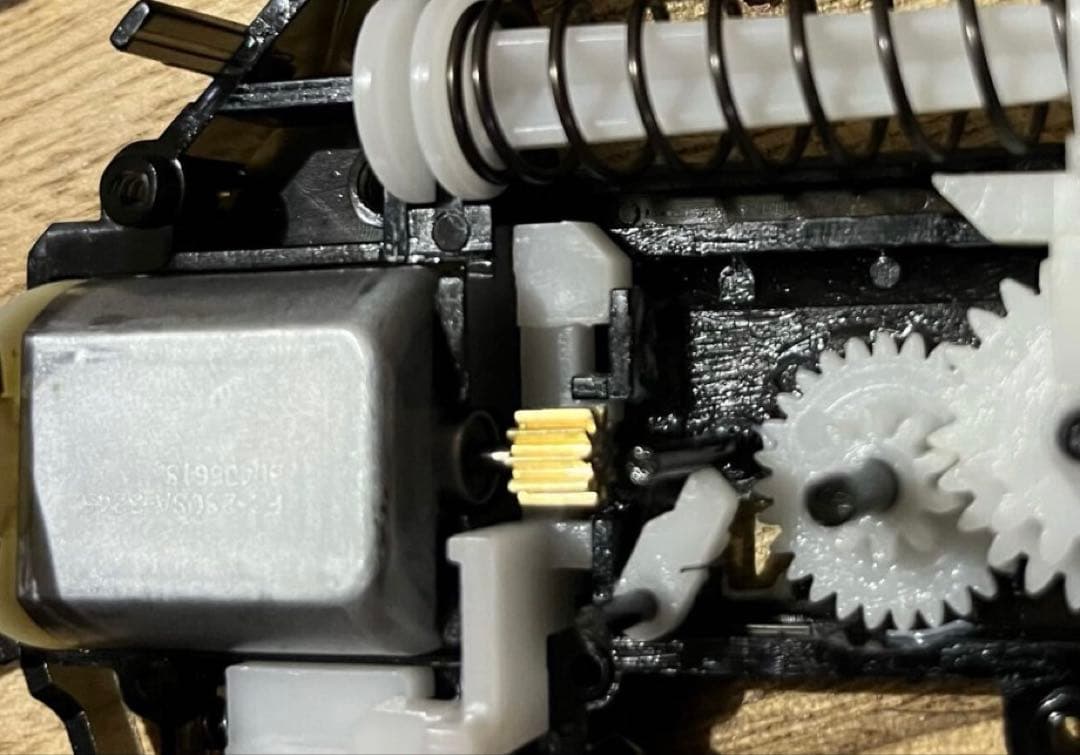 未使用　東京マルイ カスタム品 G36C 電動ガン　金属ピニオンギア　マガジン2