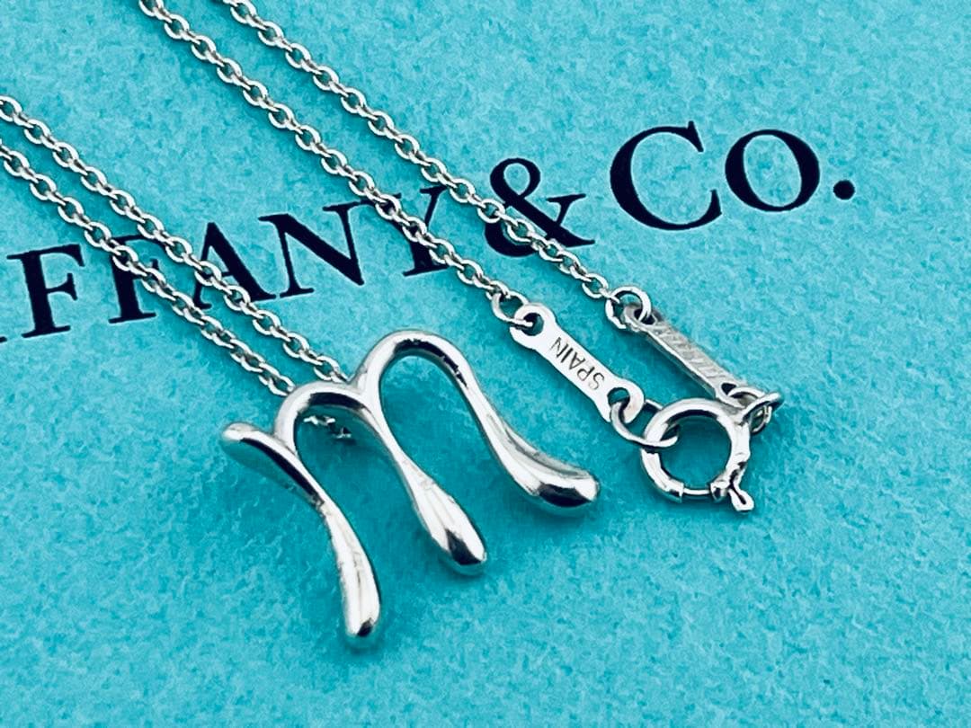 f089 ティファニー アルファベット「m」イニシャル「m」ネックレス 925
