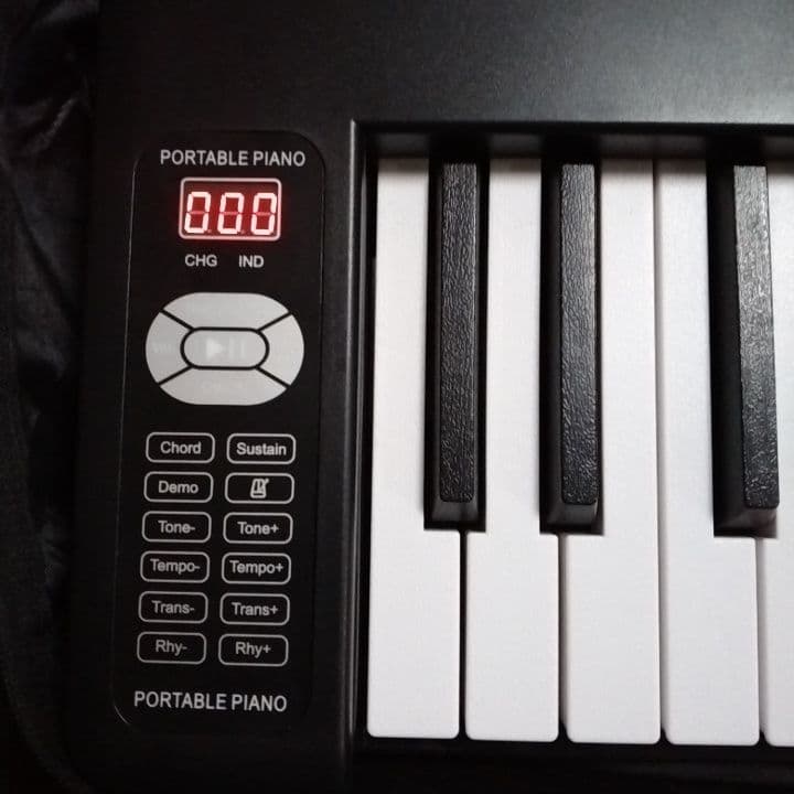 折りたたみ 61鍵 playtech PFK61 音源内蔵 MIDIキーボード - メルカリ