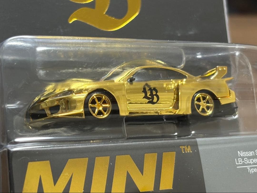 ミニGT MINI GT LBWK 原宿限定 S15 シルビア ゴールド