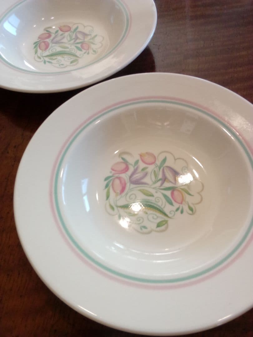 イギリス ス—ジ—•ク—パ― ス—プ皿 「ドレスデンスプレー」