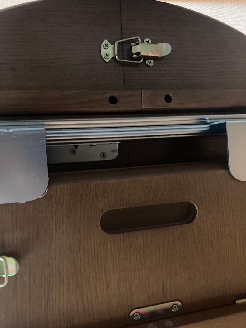 AROS ROUND TABLE brown アロスラウンドテーブル　ブラウン