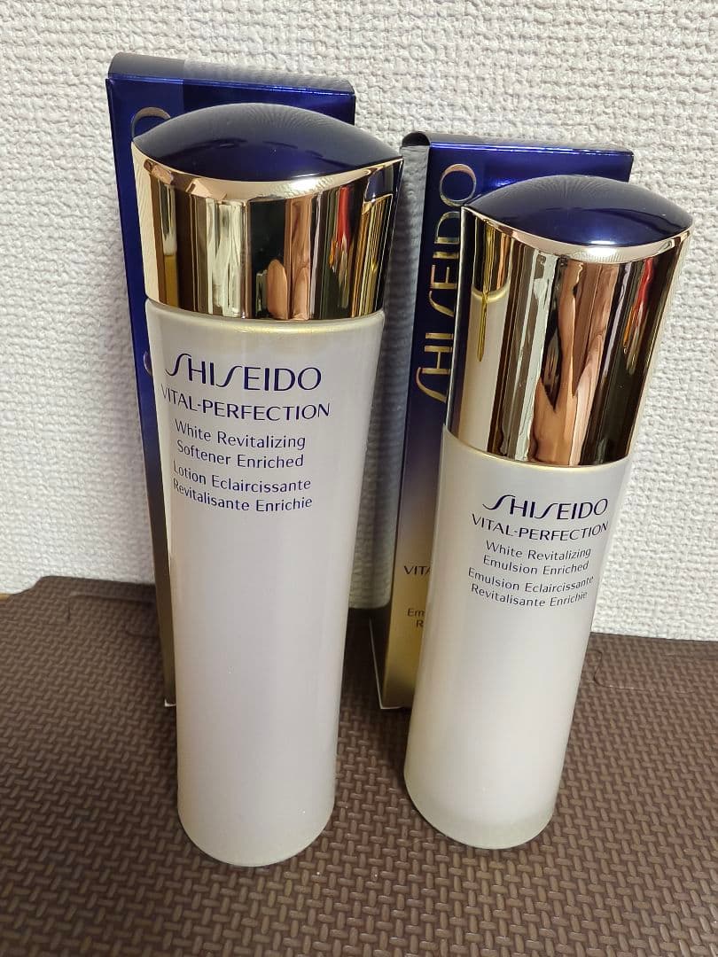 バイタルパーフェクション エンリッチド化粧水乳液セット