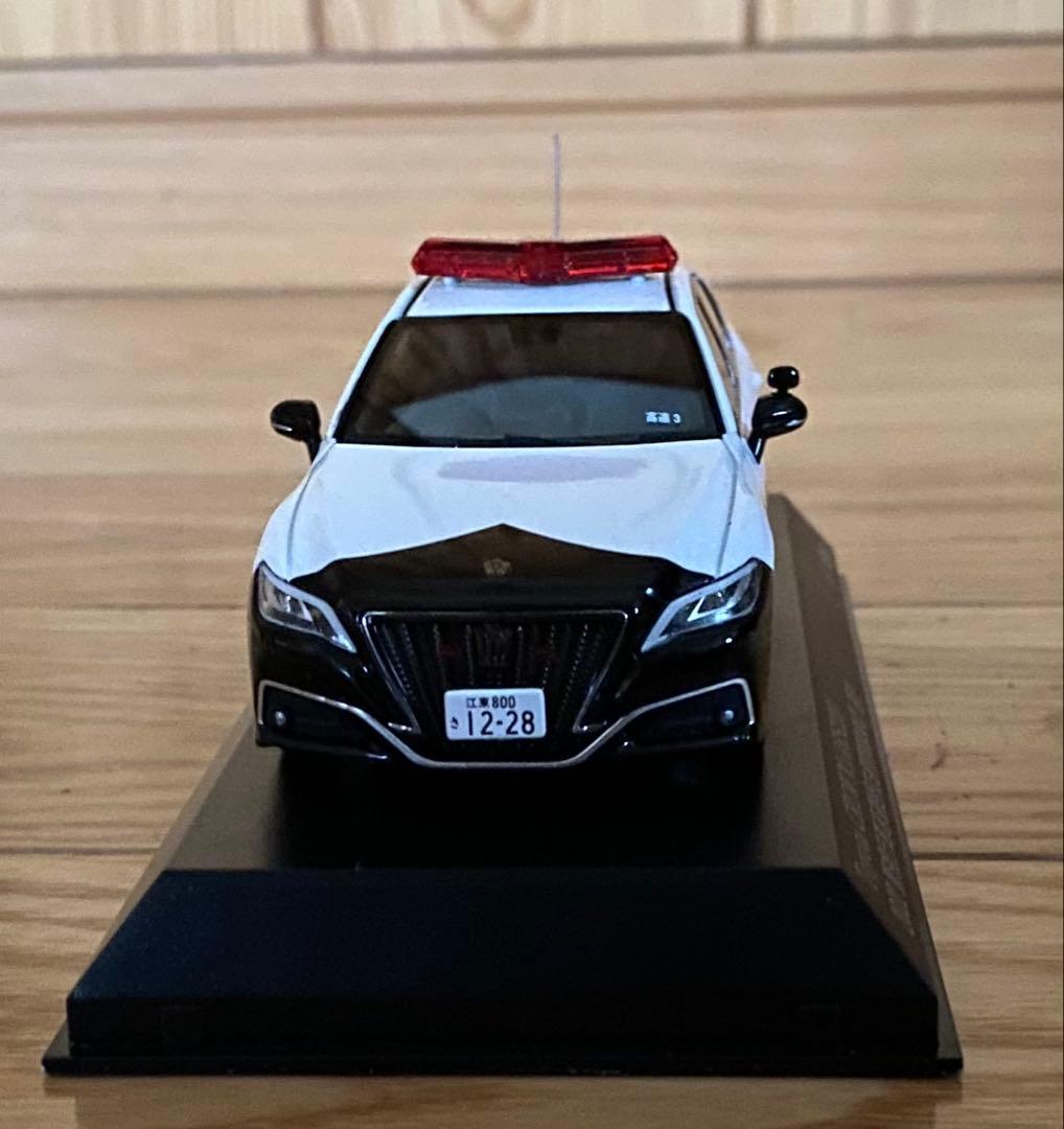 トヨタクラウン警察車両 2022年モデル