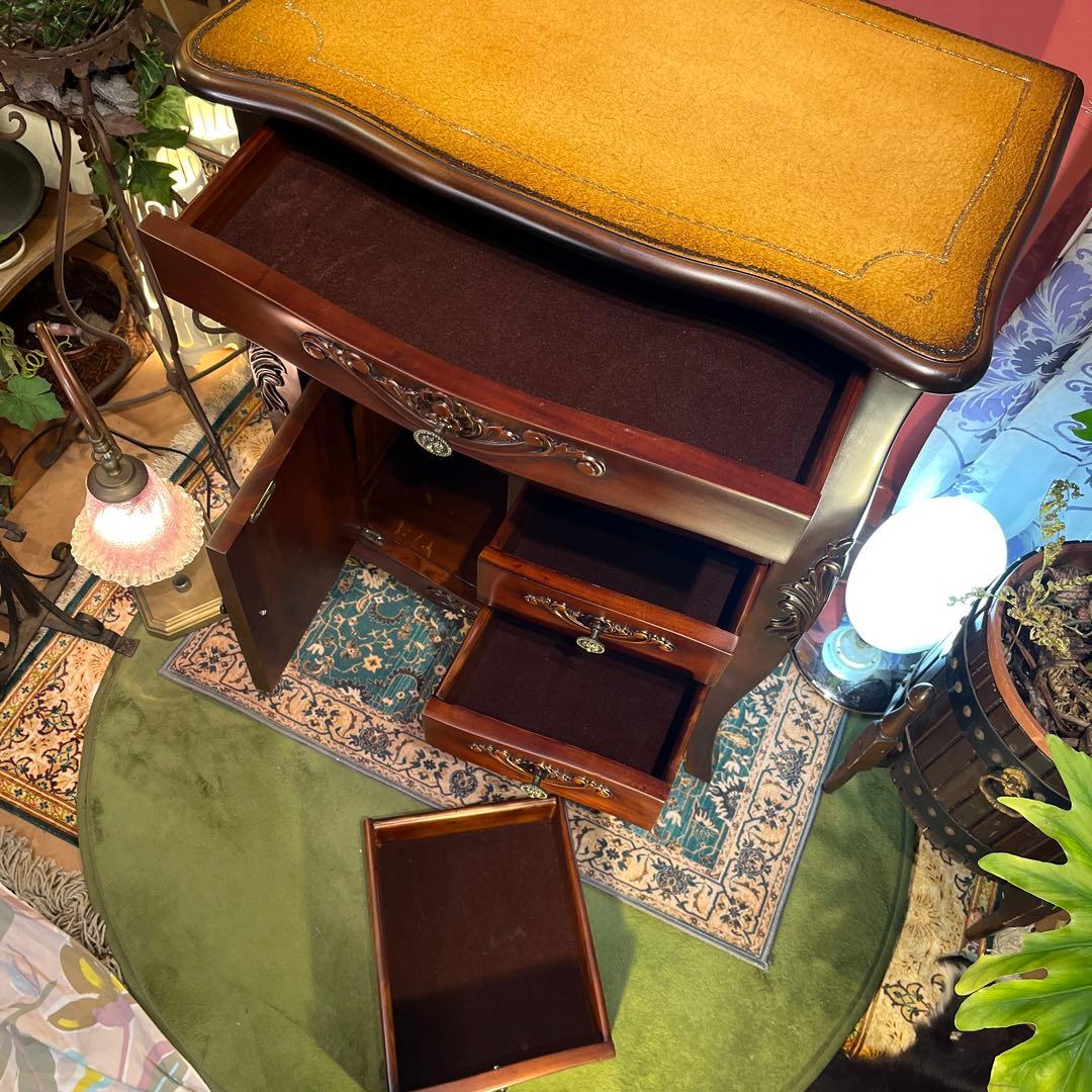 レザートップ 猫脚 アクセントホールキャビネット