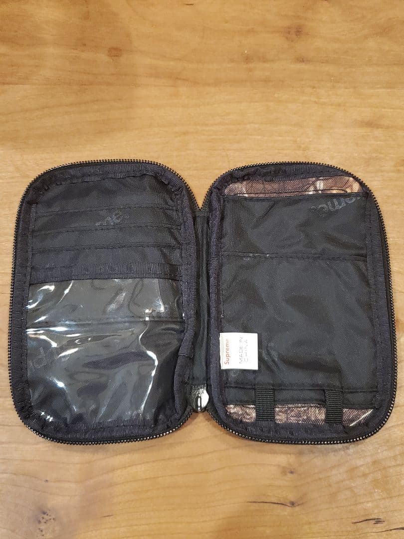 未使用美品 Supreme 19AW Small Zip Pouch
