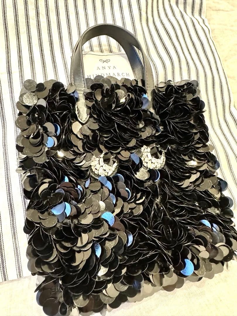 新品未使用です　ANYA HINDMARCH eyesハンドバッグ