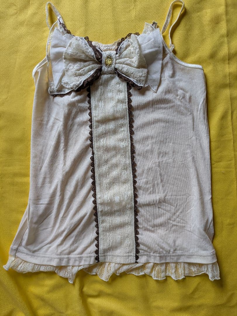 リボン付きタンクトップ（ベージュ・黒）6枚セット