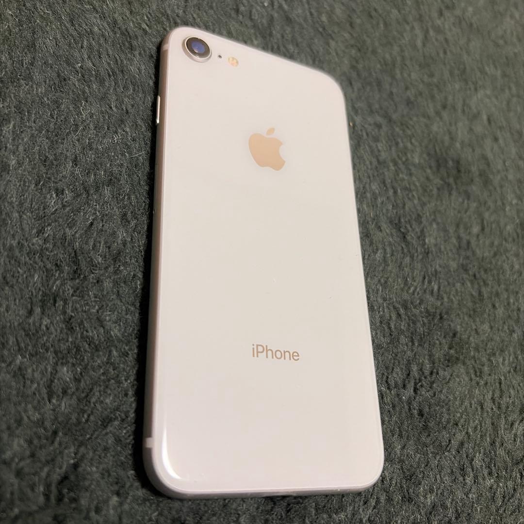 Apple iPhone 8 64GB ホワイト