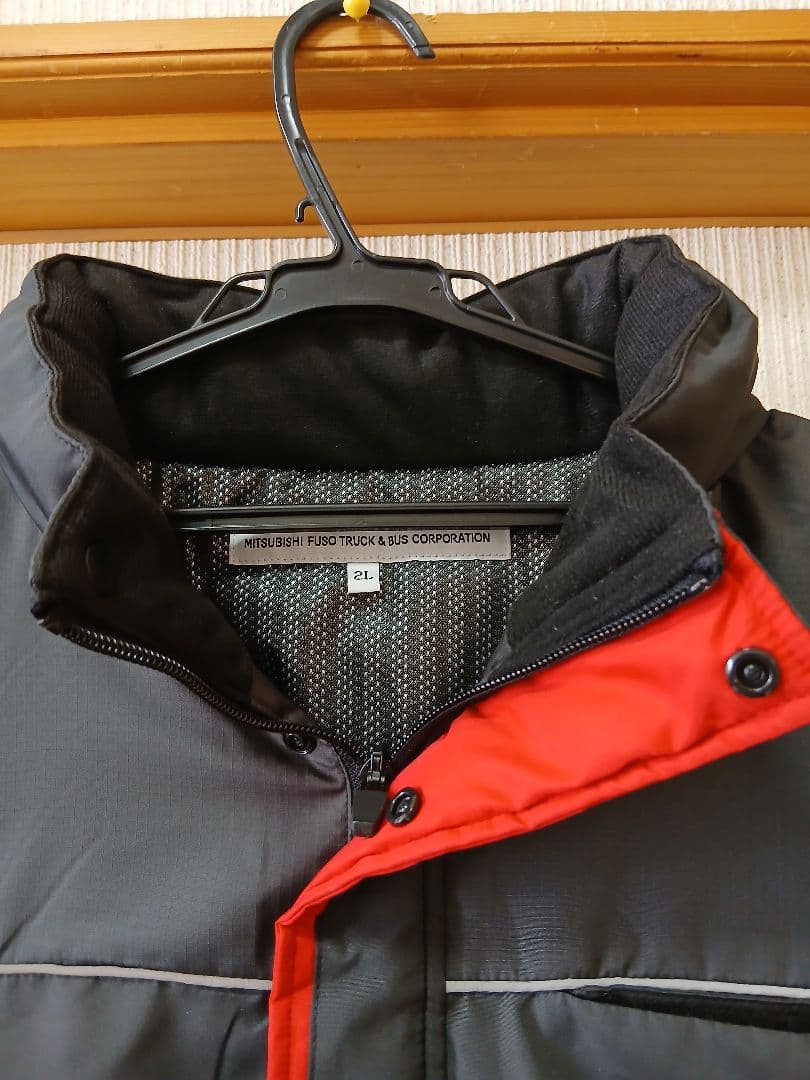 三菱ふそうトラック・バス株式会社 MITSUBISHI FUSO ジャンパー 2L