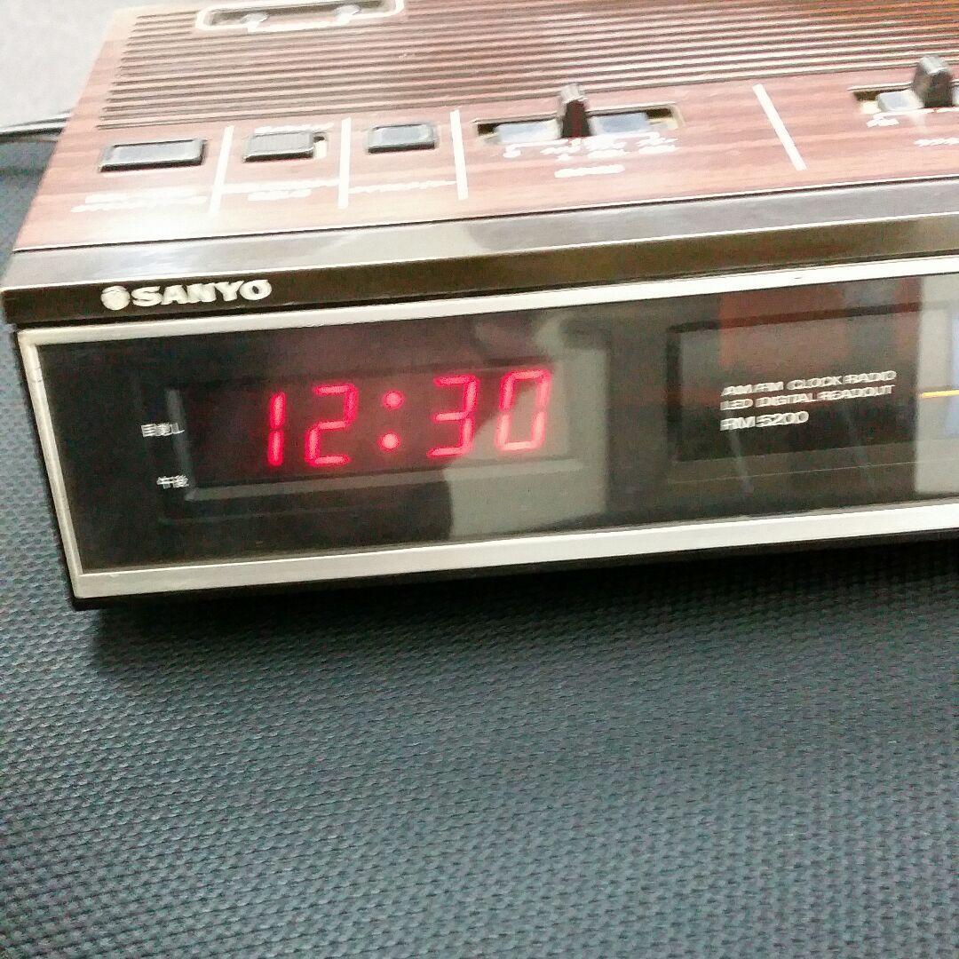 SANYO サンヨー ラジオ付きデジタル時計 RMー5200 レトロ