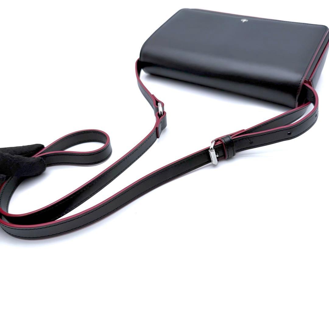 【極美品】Vivienne Westwood TINY ORB ショルダーバッグ