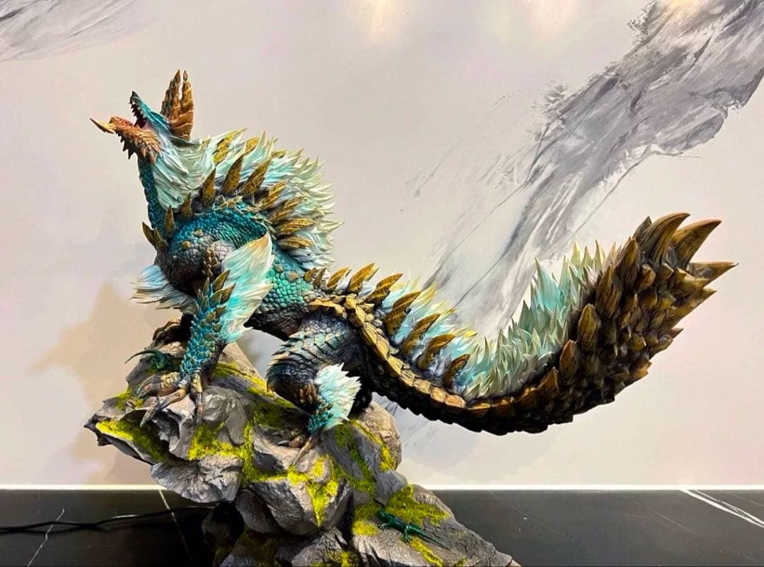 モンスターハンター ジンオウガ フィギュア LED付き