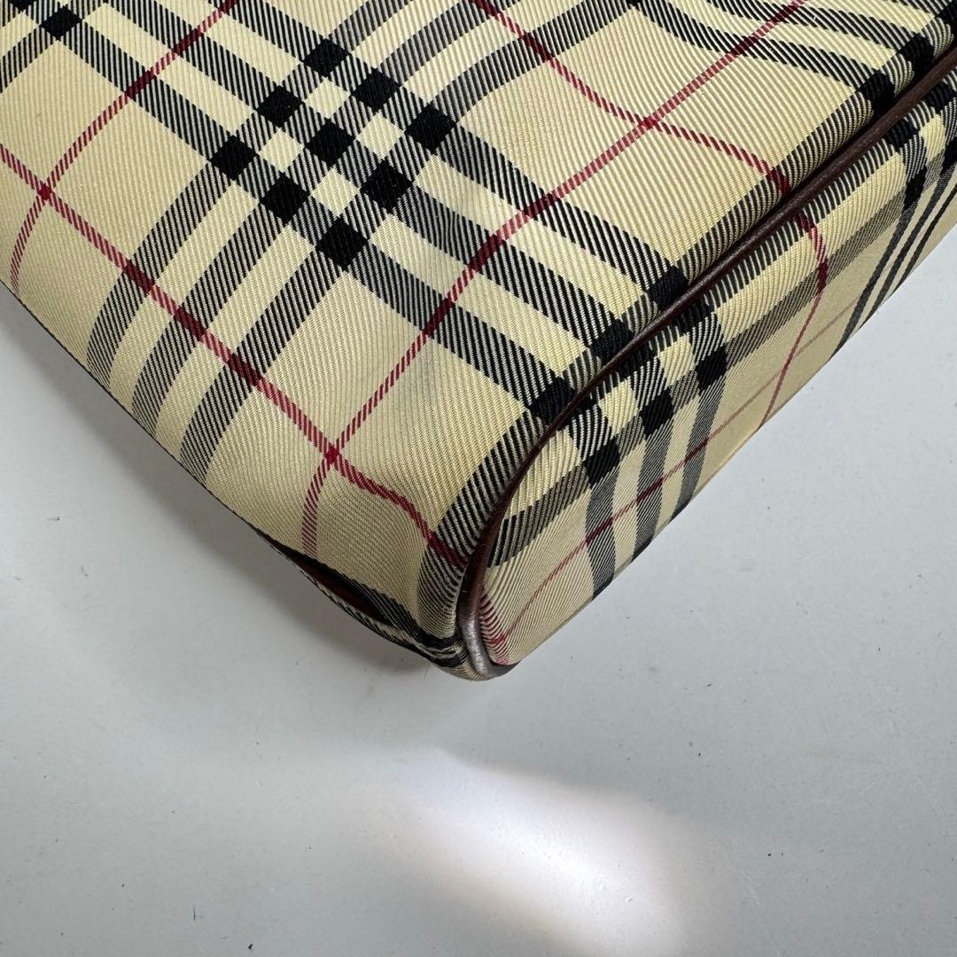 【美品✨️】バーバリー ハンドバッグ ノバチェック マチあり